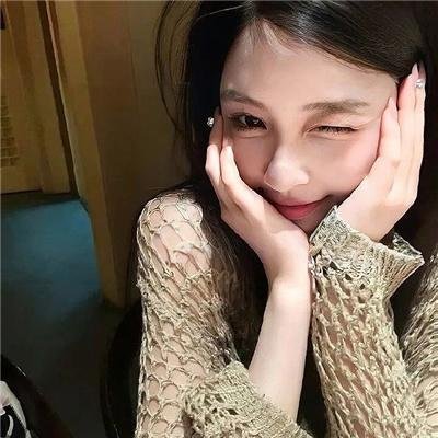 在苍色世界的中心